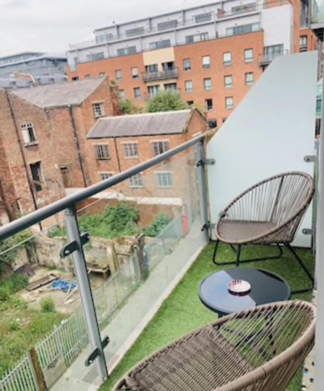 2 Bedroom Free Parking By Concert Square Sleeps 8 Liverpool Zewnętrze zdjęcie